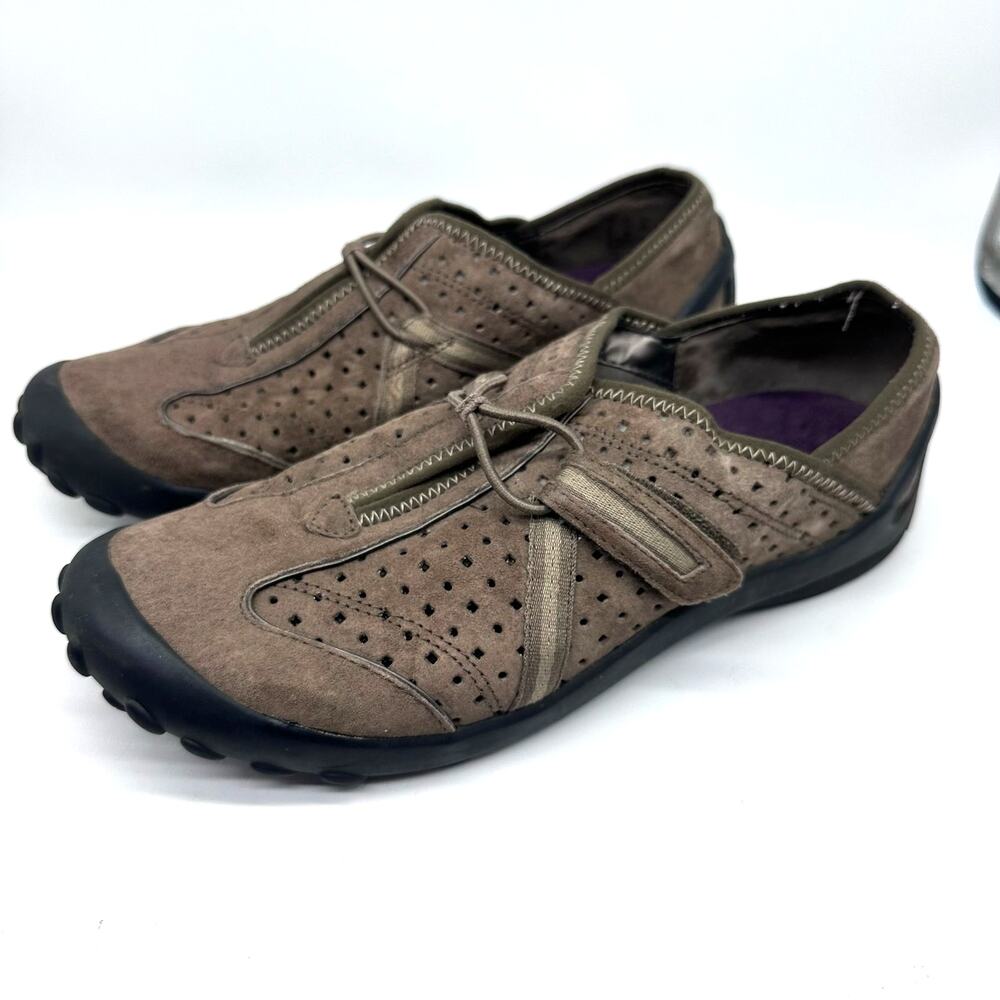 Privo By Clarks Brown Slip On Walking Hiking Low Top Shoe Women Size 7.5